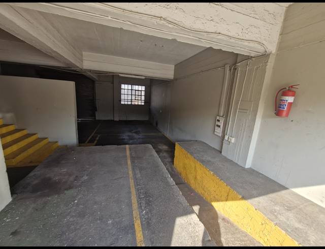 133M² WAREHOUSE TO LET IN DENVER